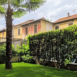  Appartamento Monza Apartments