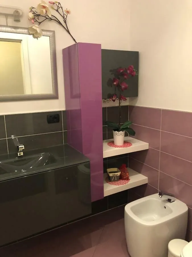 I Bravi Apartman Malgrate 0*,  Olaszország