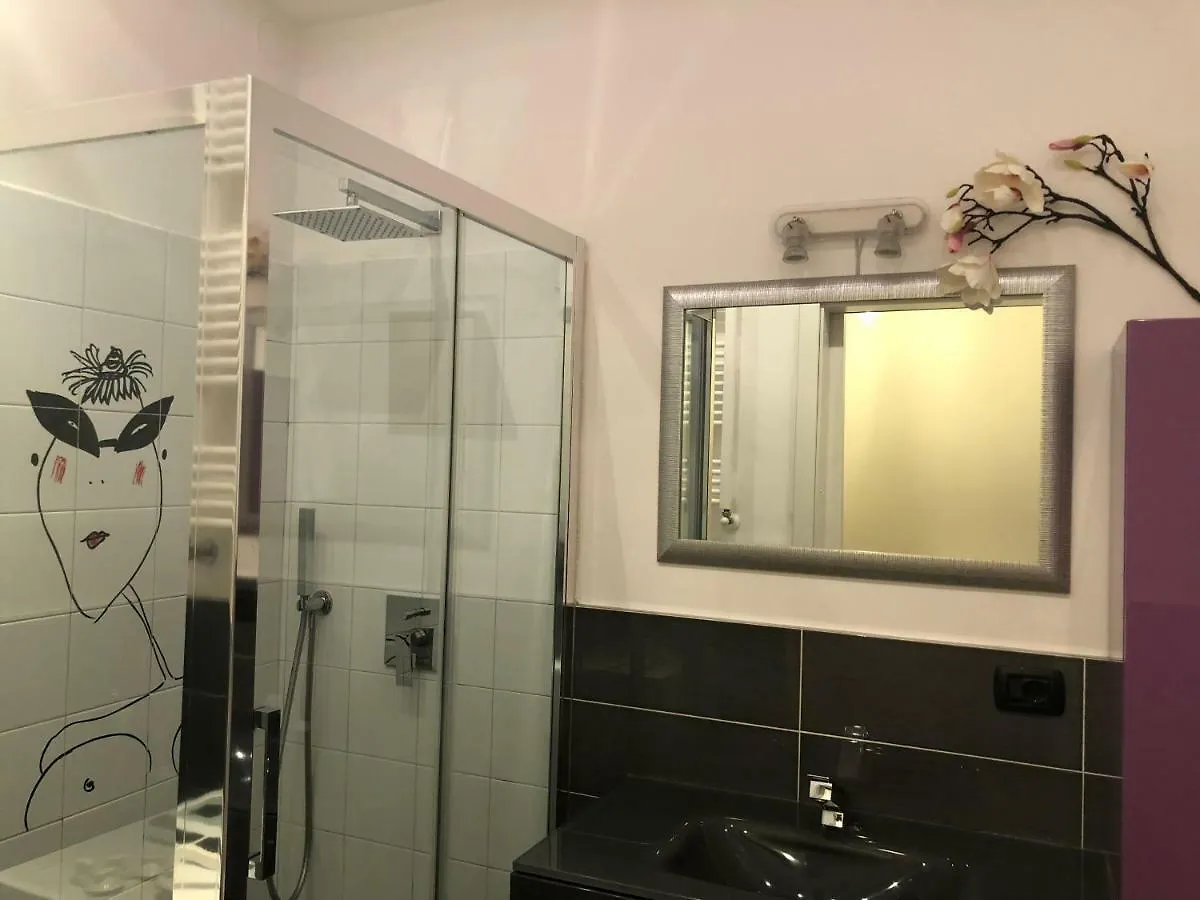 I Bravi Apartman Malgrate 0*,  Olaszország